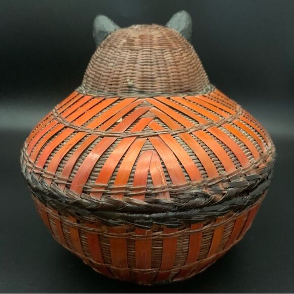Vintage Chinese Cat Basket - Picture 6 of 13